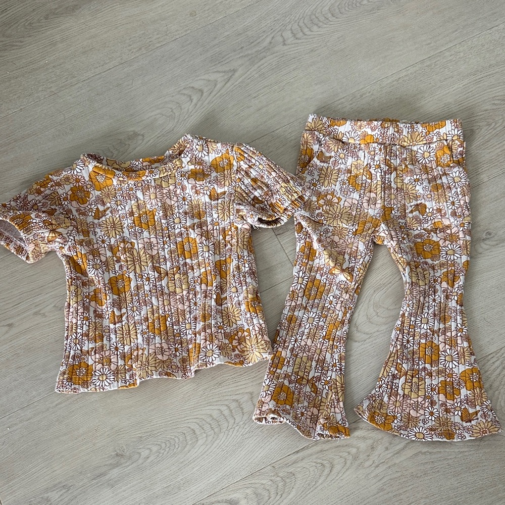 Jessica Simpson Retro 70s Floral Baby Outfit Flare Pants Matching Set 18m EUC